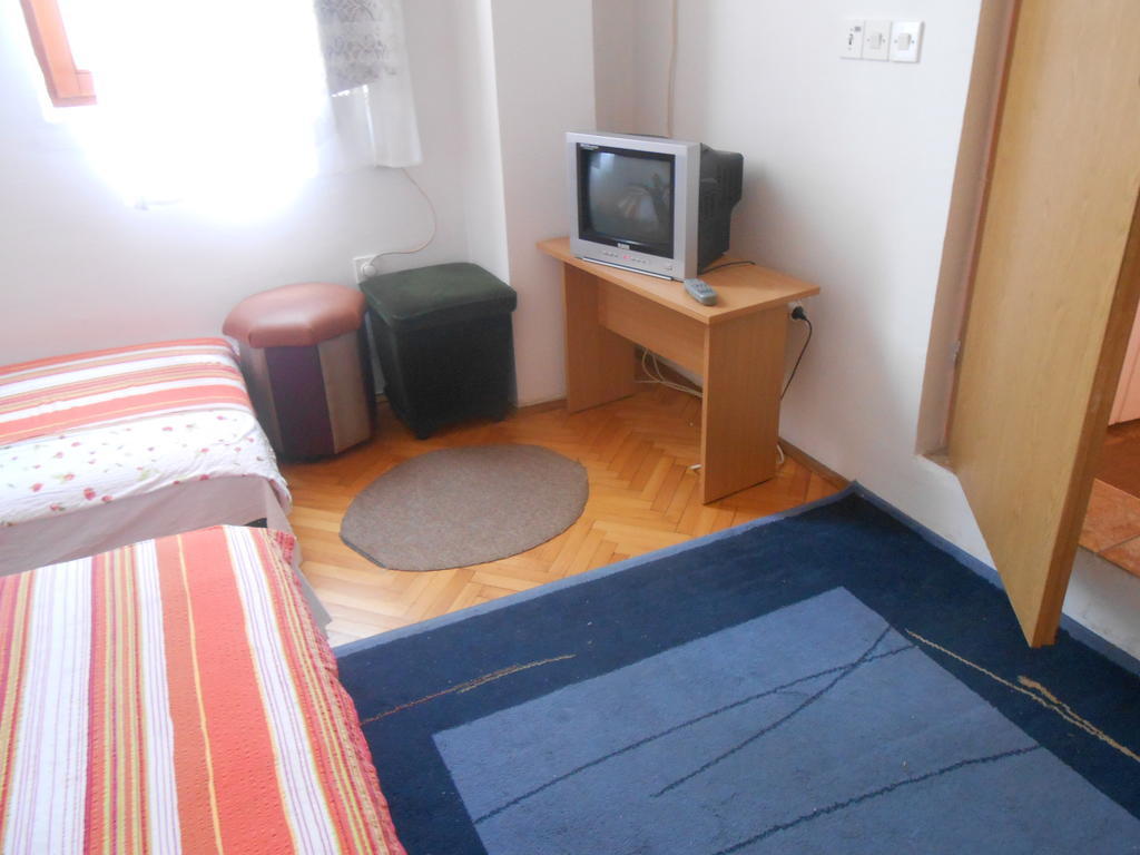 Apartments & Hostel Zdrava Hrana Mostar Chambre photo