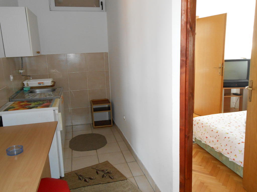 Apartments & Hostel Zdrava Hrana Mostar Chambre photo