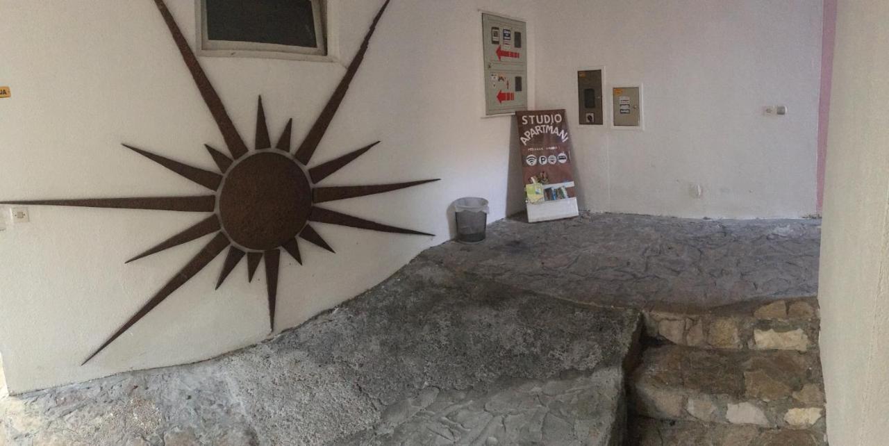 Apartments & Hostel Zdrava Hrana Mostar Extérieur photo
